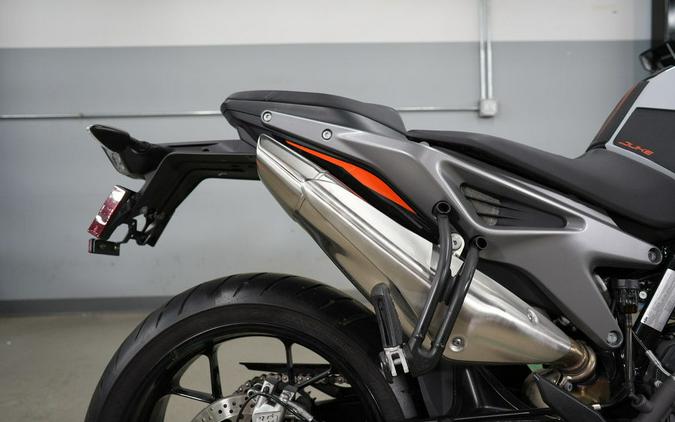 2023 KTM 790 Duke