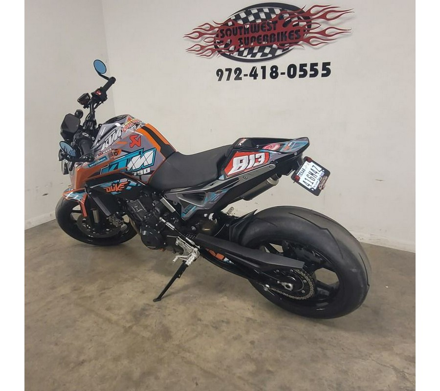 2019 KTM 790 Duke