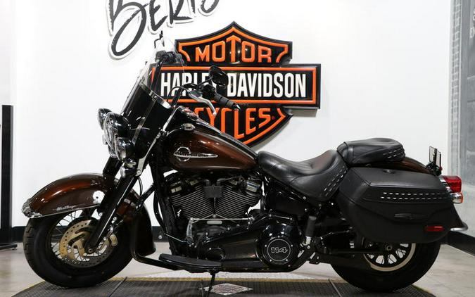 2019 Harley-Davidson® FLHCS - Heritage Classic 114