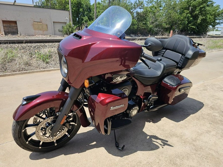 2024 Indian Motorcycle® Roadmaster® Dark Horse® with PowerBand Audio Package