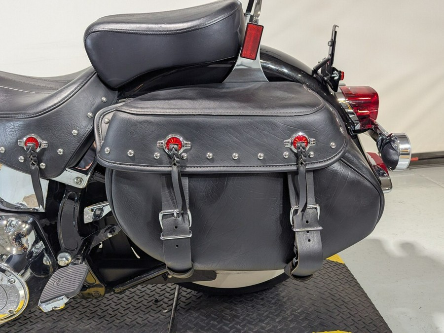 2017 Harley-Davidson® Heritage Softail® Classic Black Quartz