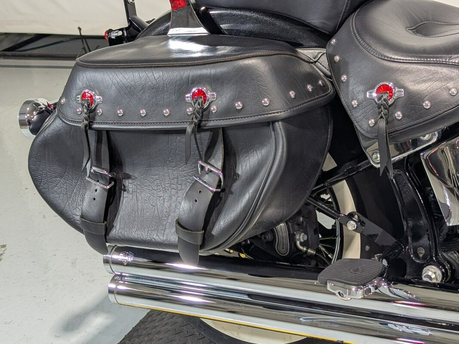 2017 Harley-Davidson® Heritage Softail® Classic Black Quartz