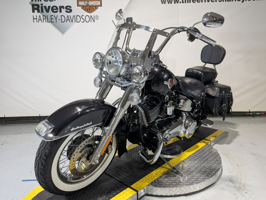 2017 Harley-Davidson® Heritage Softail® Classic Black Quartz