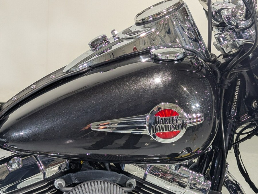 2017 Harley-Davidson® Heritage Softail® Classic Black Quartz