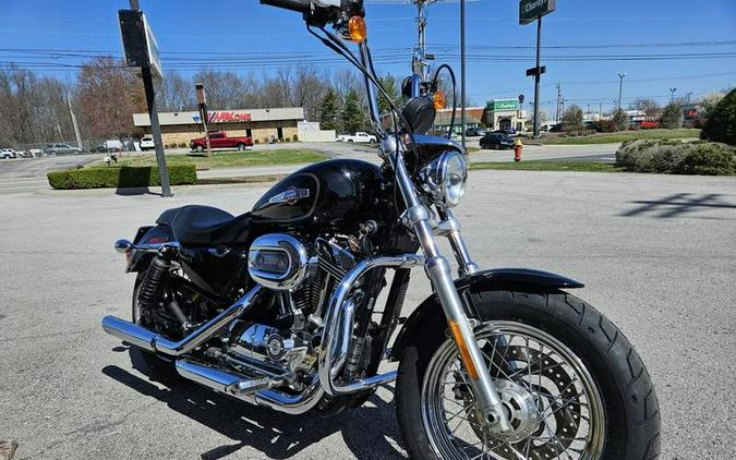 2017 Harley-Davidson® XL1200C - 1200 Custom