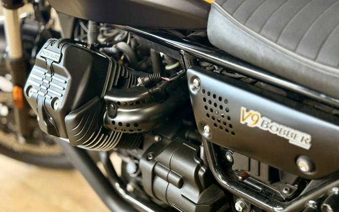 2017 Moto Guzzi V9 Bobber