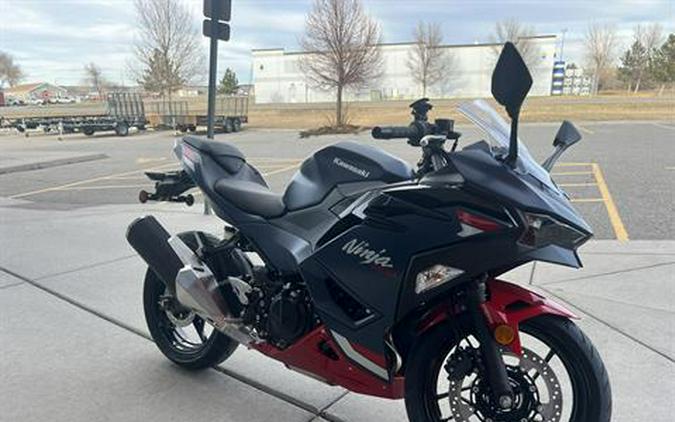 2026 Kawasaki Ninja® 500 ABS