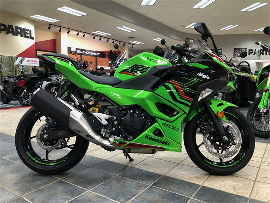 2024 Kawasaki Ninja 500 KRT Edition