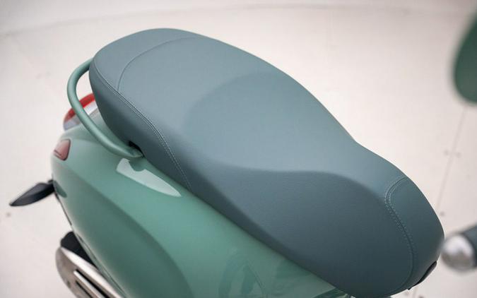2027 Vespa Primavera 150 80Th