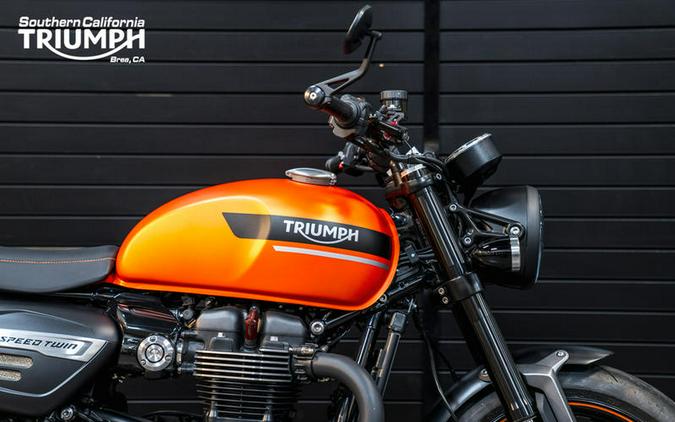 2023 Triumph Speed Twin 1200 Matte Baja Orange