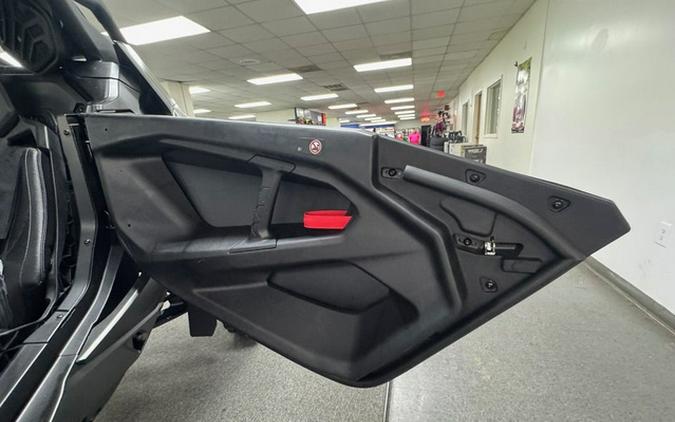 2026 Can-Am Maverick R X rc with Smart-Shox