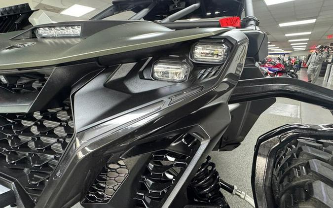 2026 Can-Am Maverick R X rc with Smart-Shox