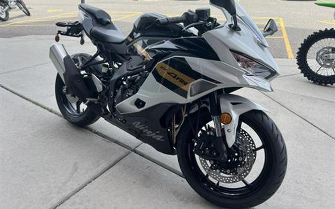 2026 Kawasaki Ninja® ZX™-4RR ABS