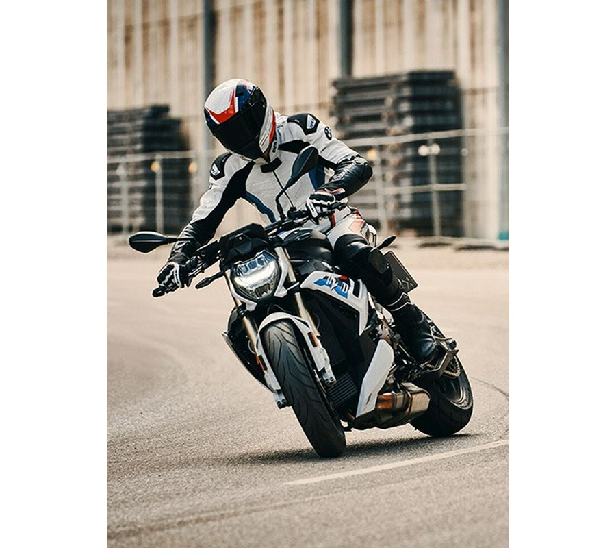 2022 BMW S 1000 R