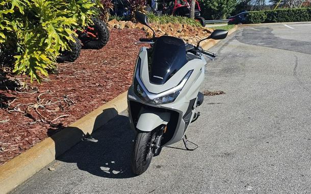 2025 Honda PCX