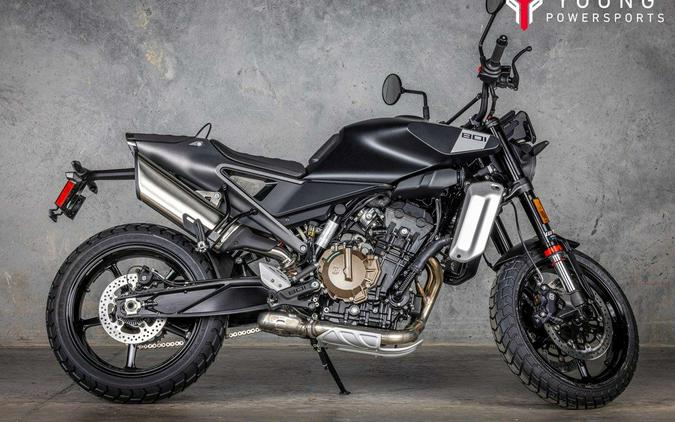 2025 Husqvarna Svartpilen 801 - SM778905