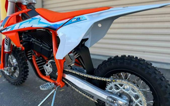 2023 KTM SX-E 3