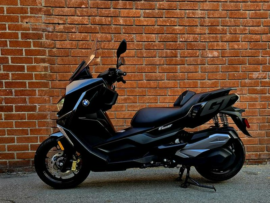 2023 BMW C 400 GT Triple Black