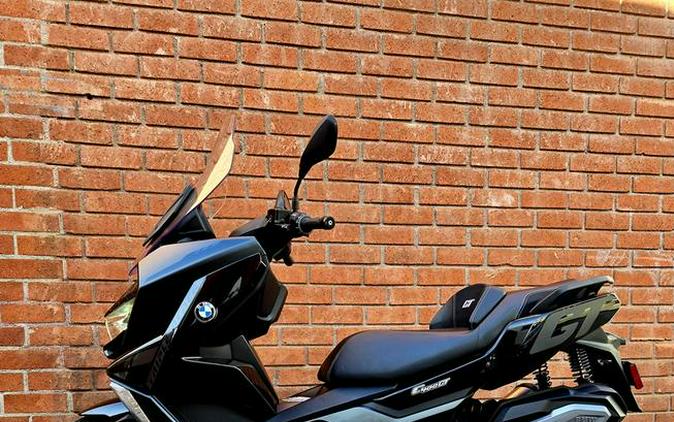 2023 BMW C 400 GT Triple Black