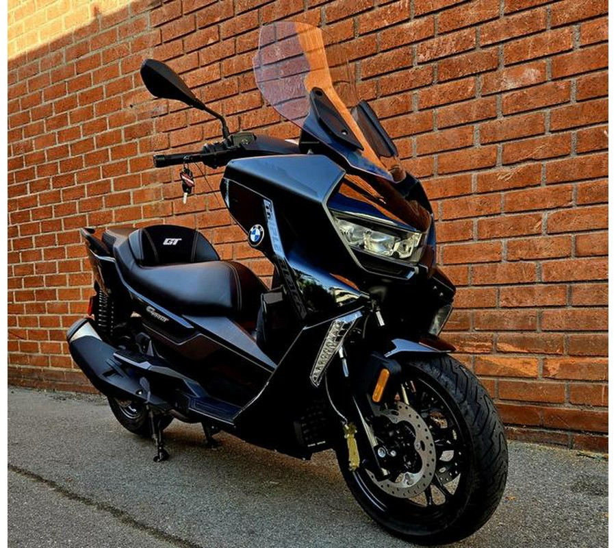 2023 BMW C 400 GT Triple Black