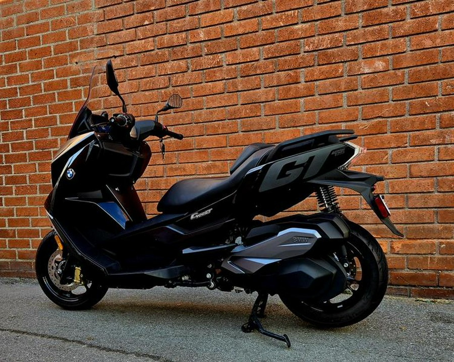 2023 BMW C 400 GT Triple Black