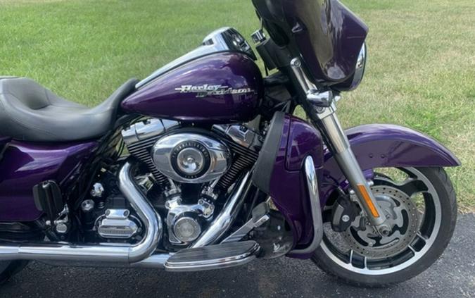 2010 Harley-Davidson® FLHX - Street Glide®