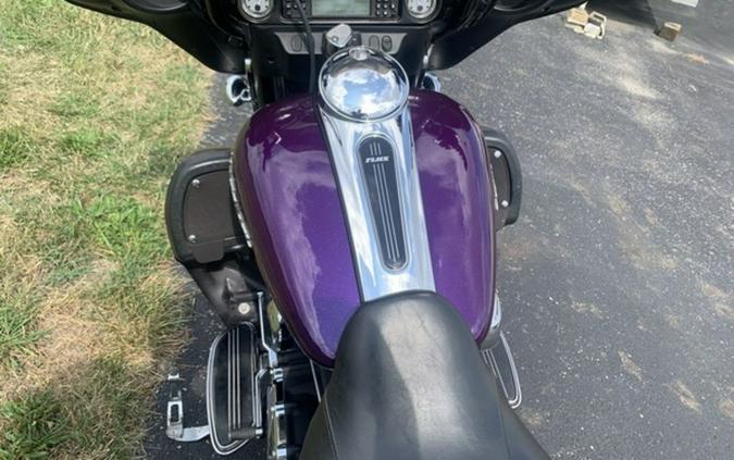 2010 Harley-Davidson® FLHX - Street Glide®