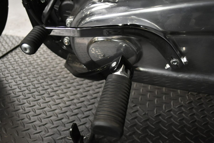 2022 Harley-Davidson Softail Standard