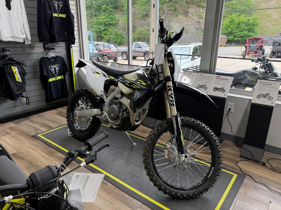 2026 TF250-E - Triumph