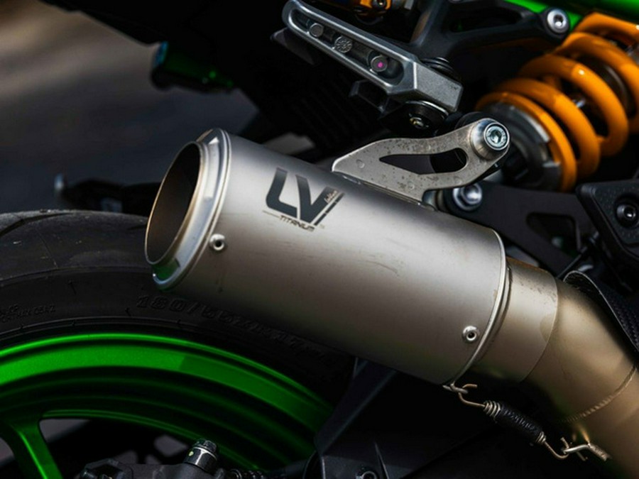 2025 Kawasaki Z900 SE ABS