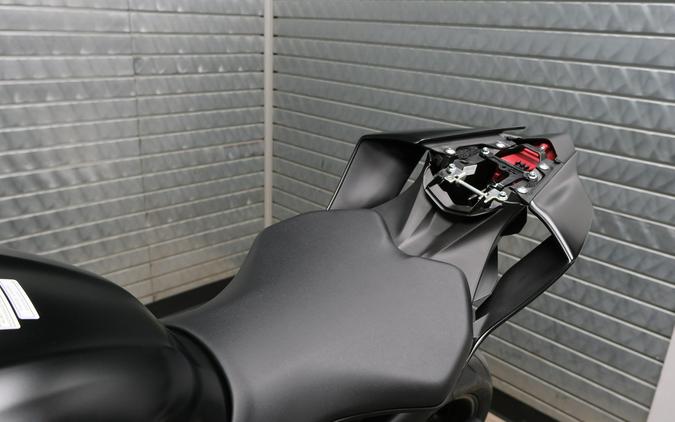 2026 YAMAHA YZF-R6 RACE