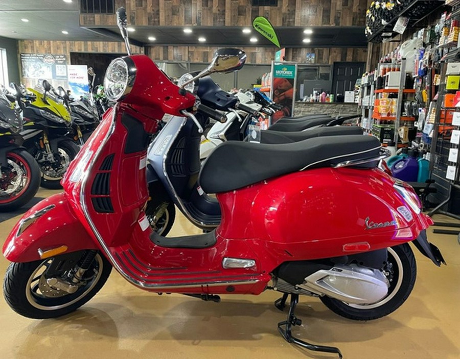 2027 Vespa GTS 310 Super