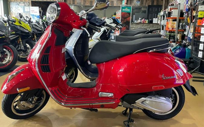 2027 Vespa GTS 310 Super