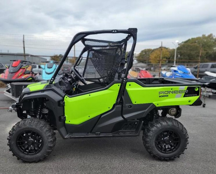 2023 Honda® Pioneer 1000 Deluxe