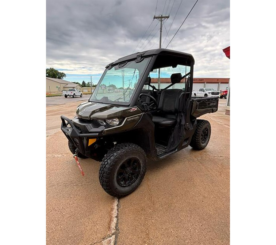 2020 Can-Am Defender XT HD8