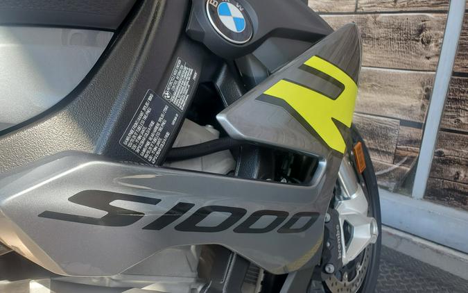 2024 BMW S 1000 R