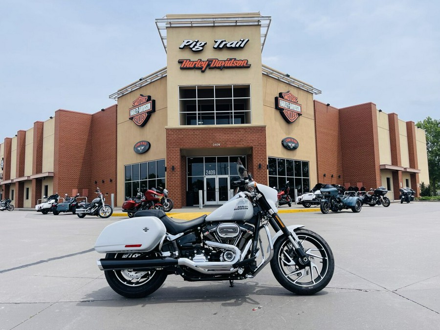 2021 Harley-Davidson Sport Glide FLSB