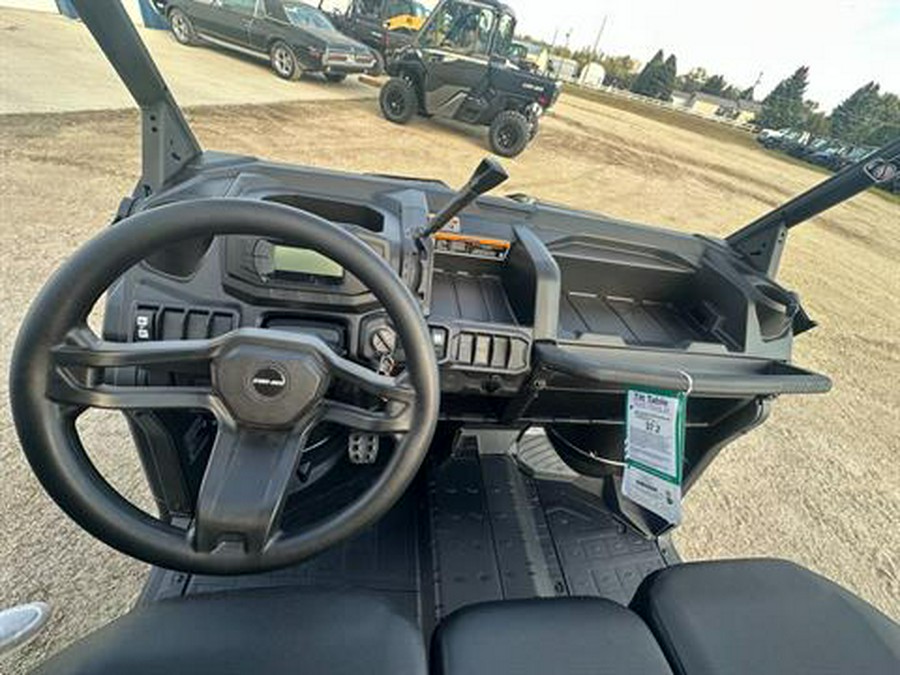 2026 Can-Am Defender DPS HD9