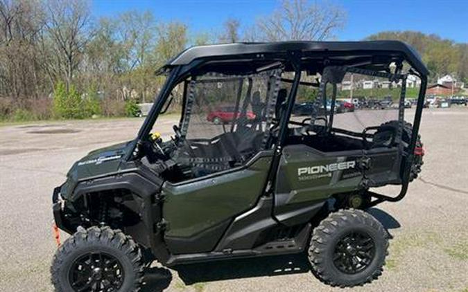 2024 Honda Pioneer 1000-5 Deluxe