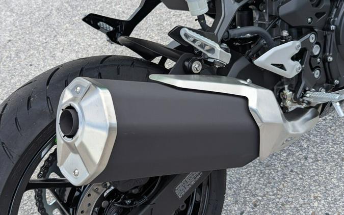 2025 Kawasaki Ninja 500 KRT Edition