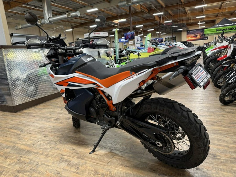2024 KTM Adventure 890 R Rally