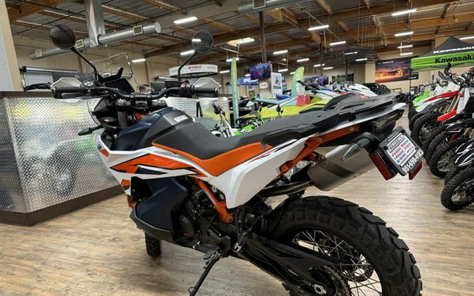 2024 KTM Adventure 890 R Rally