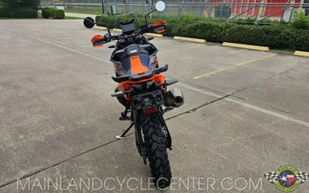 2027 KTM 890 Adventure R Rally