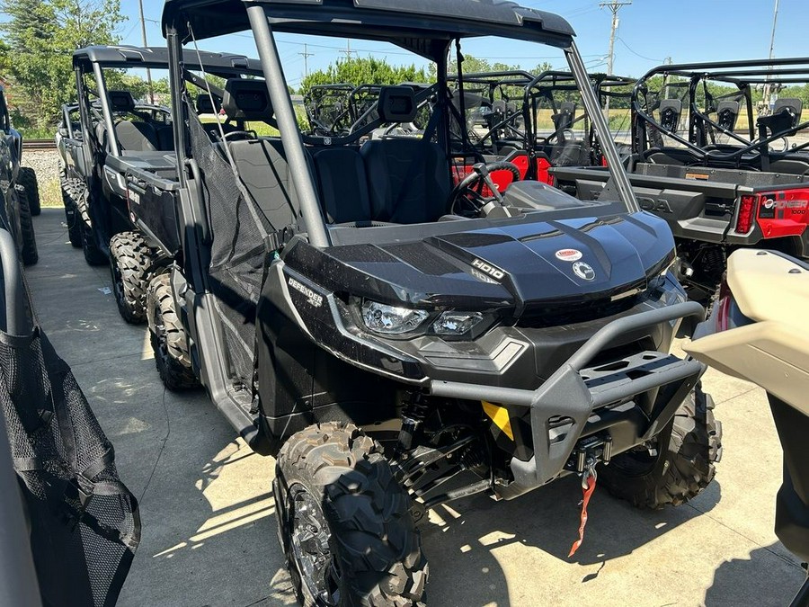 2023 Can-Am® Defender XT HD10