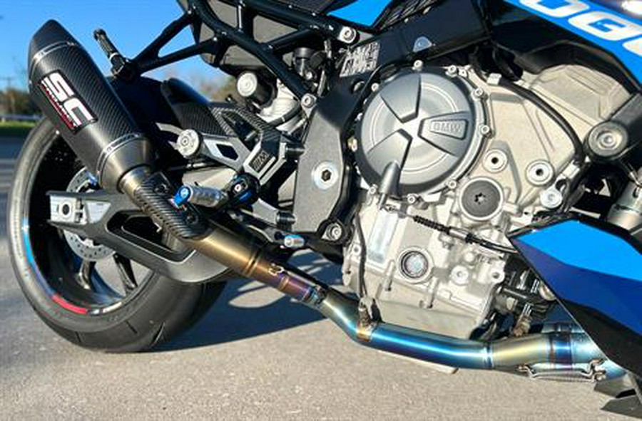 2023 BMW M 1000 R