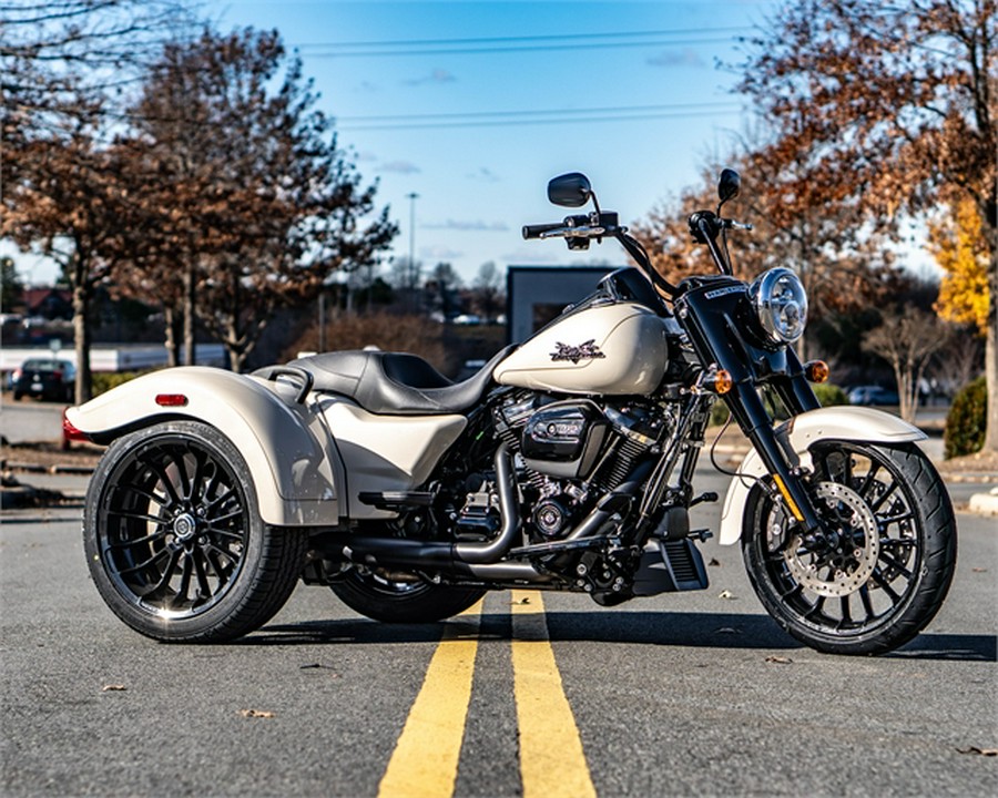 2023 Harley-Davidson Freewheeler