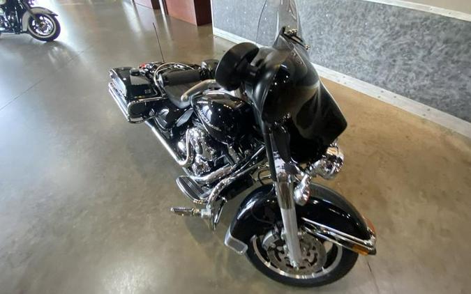 2013 Harley-Davidson® FLHTP