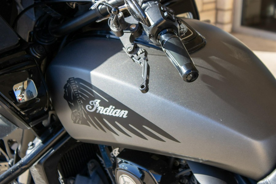 2023 INDIAN MOTORCYCLE CHALLENGER DARK HORSE