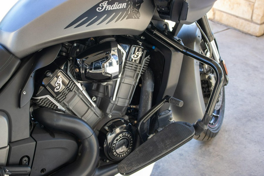 2023 INDIAN MOTORCYCLE CHALLENGER DARK HORSE