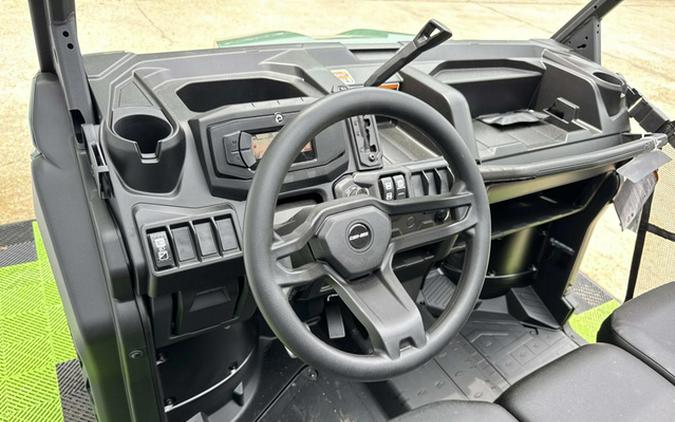 2026 Can-AM DEFENDER DPS HD7
